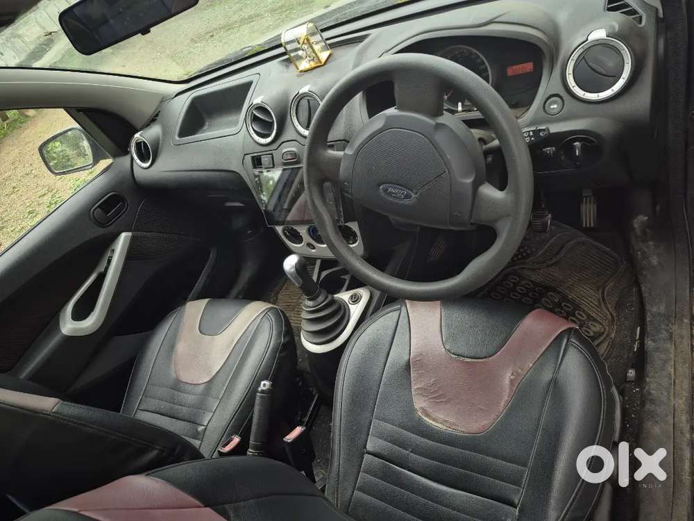 Ford Figo 1.2 Petrol 2011