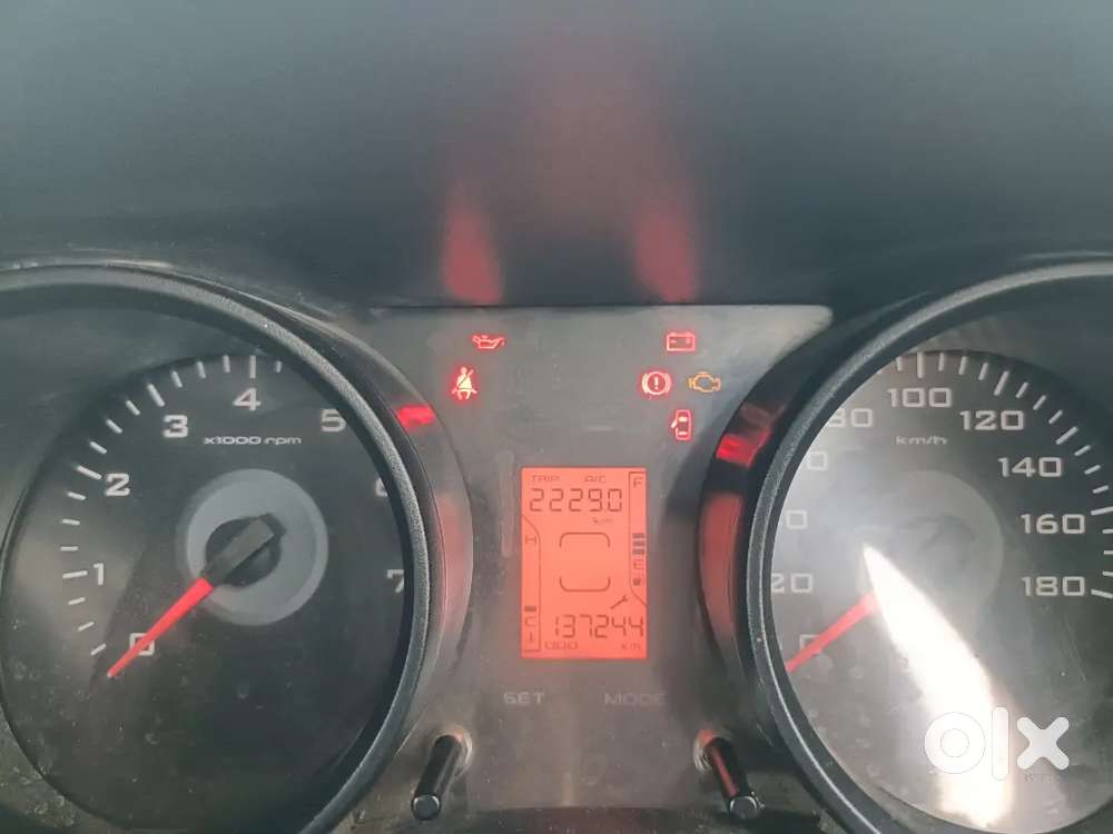 Mahindra Tuv 300 1.5 2016