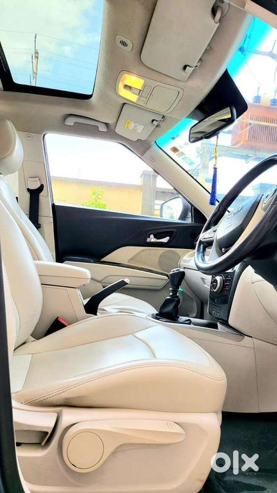 Mahindra Xuv300 2019 Diesel Well Maintained