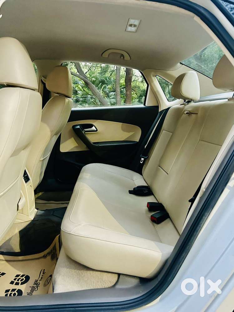 Volkswagen Vento 1.2 Tsi Highline Plus At, 2015, Petrol
