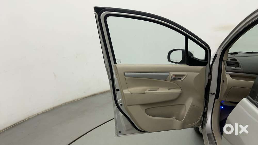 Maruti Suzuki Ertiga Vxi At, 2017, Petrol