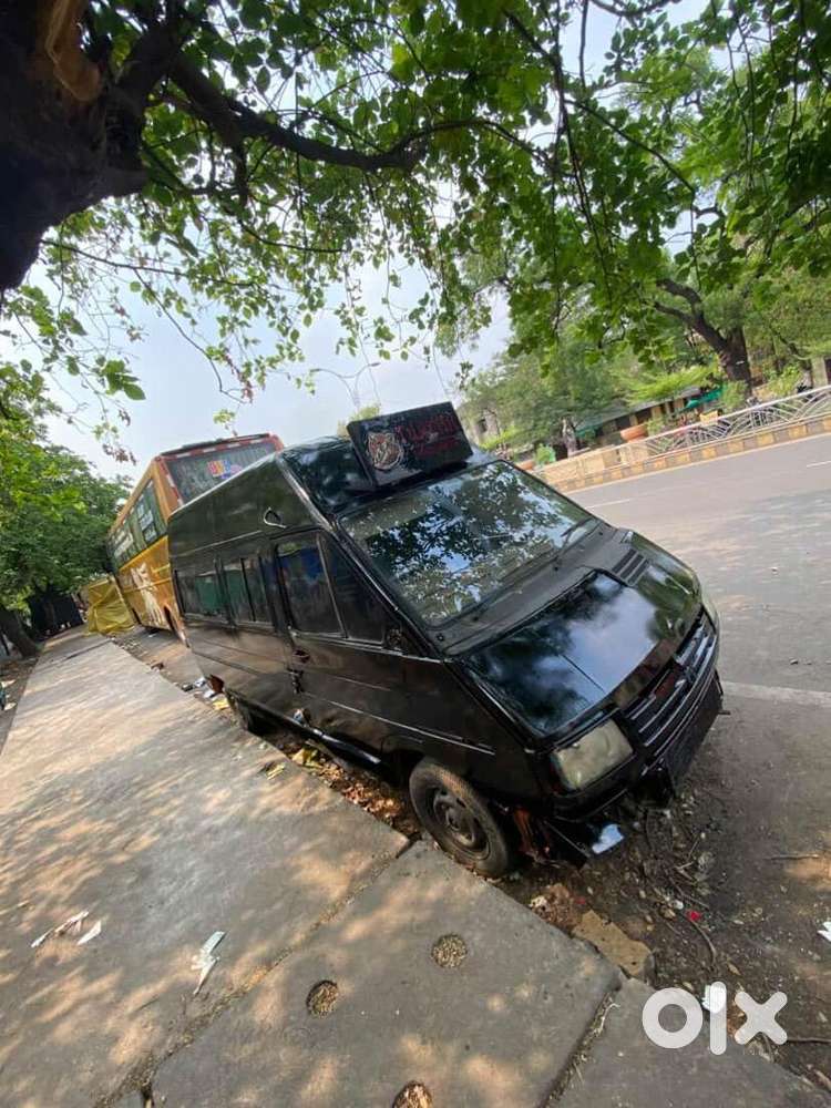 Tata Winger Food Truck