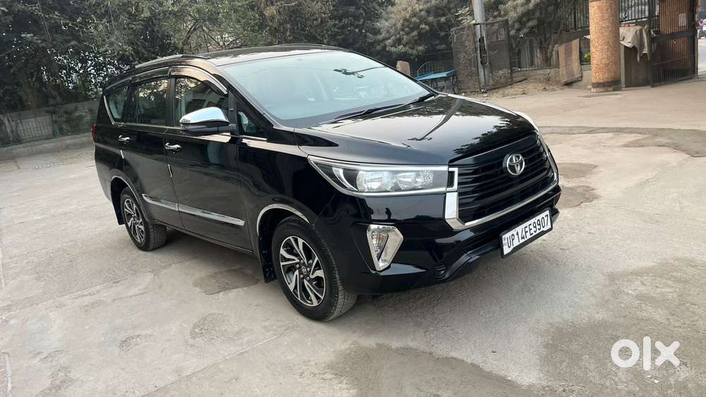 Toyota Innova Crysta 2.4 G Mt 7 Str, 2022, Diesel