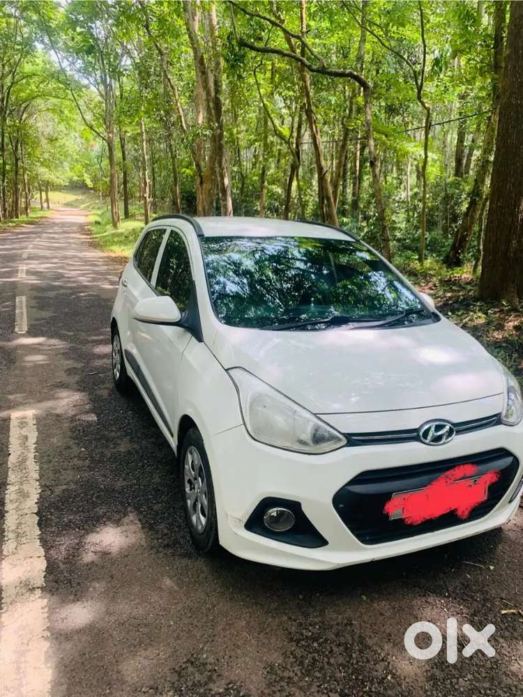 Hyundai Grand I10 Sportz 2015