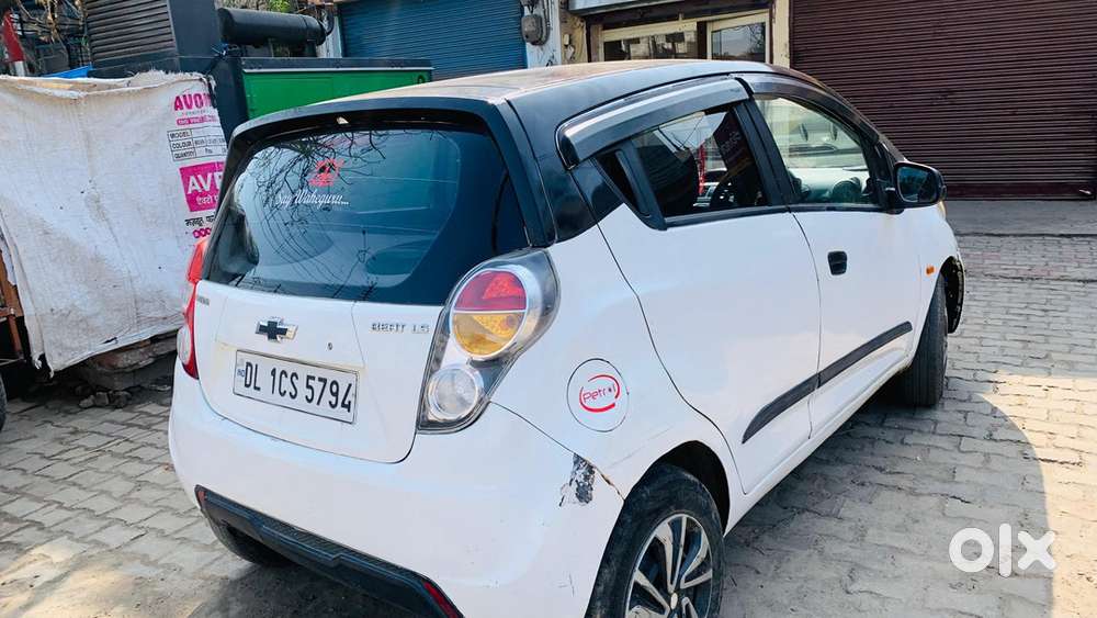 Chevrolet Beat Petrol 2015