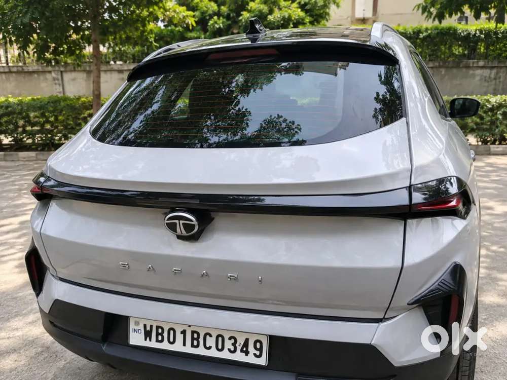 Tata Curvv 1.2 Petrol Automatic 2025