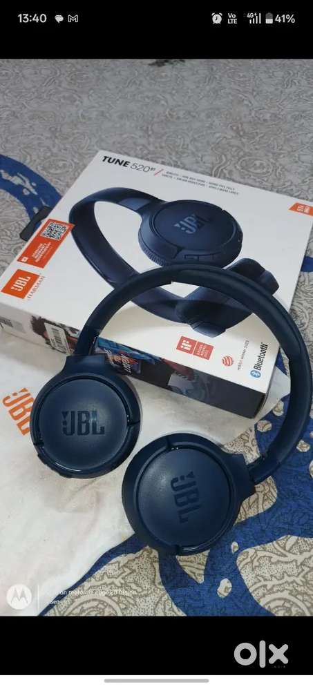 JBL 520 BT HEADPHONES