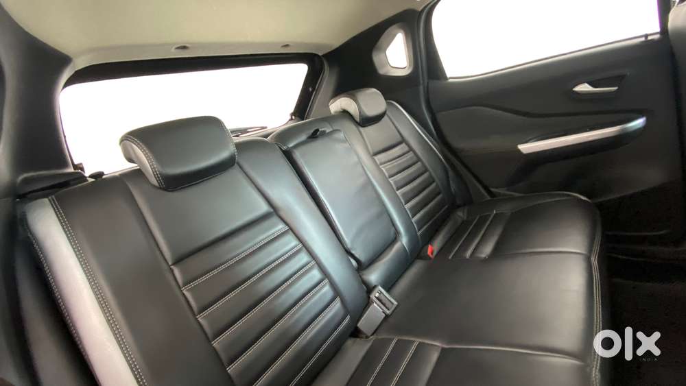Nissan Magnite 1.0 Xv Premium Turbo Cvt, 2023, Petrol