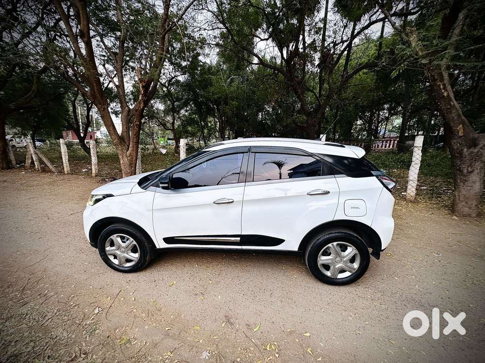 Tata Nexon 1.5 Revotorq Xma Amt (s), 2021, Diesel