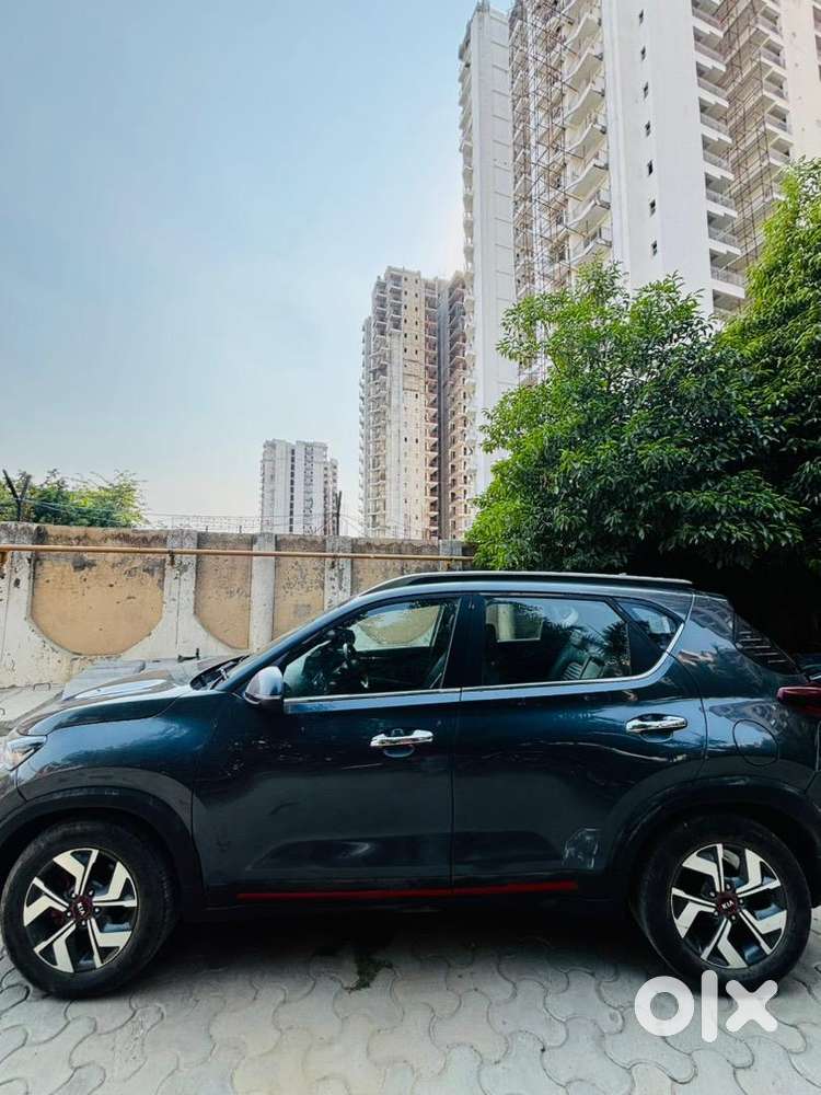 Kia Sonet Gtx Plus At Top Model With Sunroof