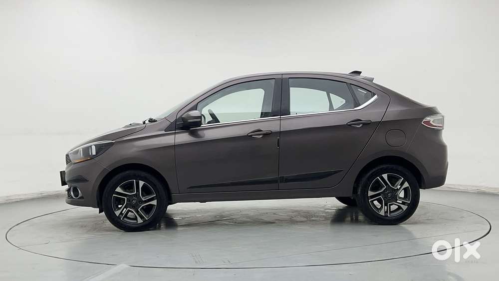 Tata Tigor Xza, 2018, Petrol