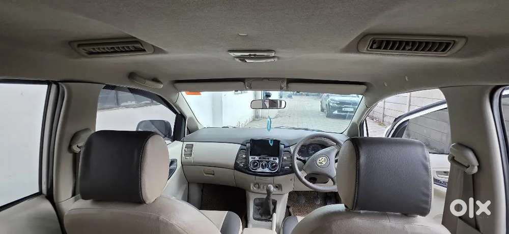 Toyota Innova Diesel 2012