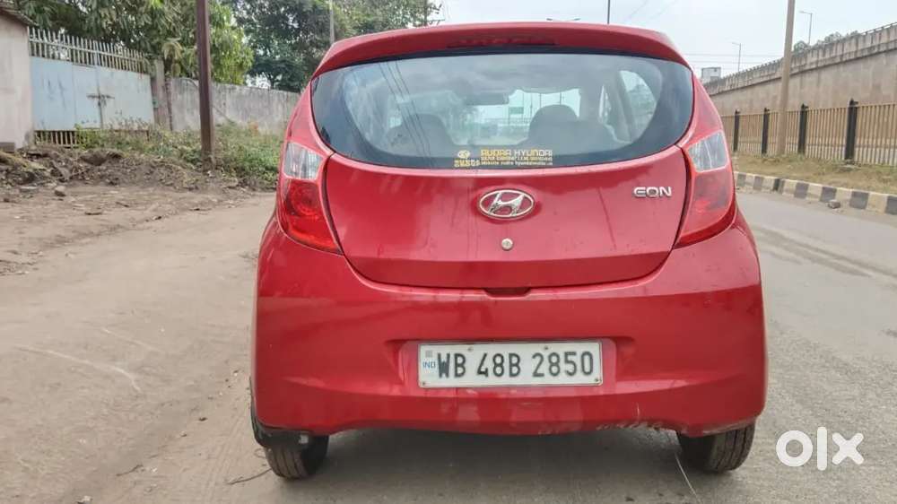 Hyundai Eon 2017 Petrol 30819 Km Driven