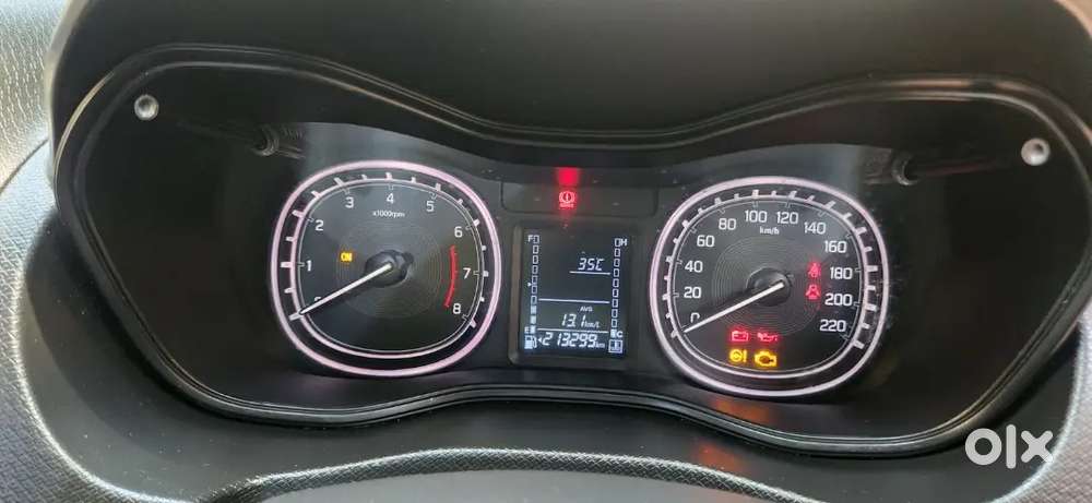 Selling Showroom Condition Vitara Brezza Zxi Plus Dualctone