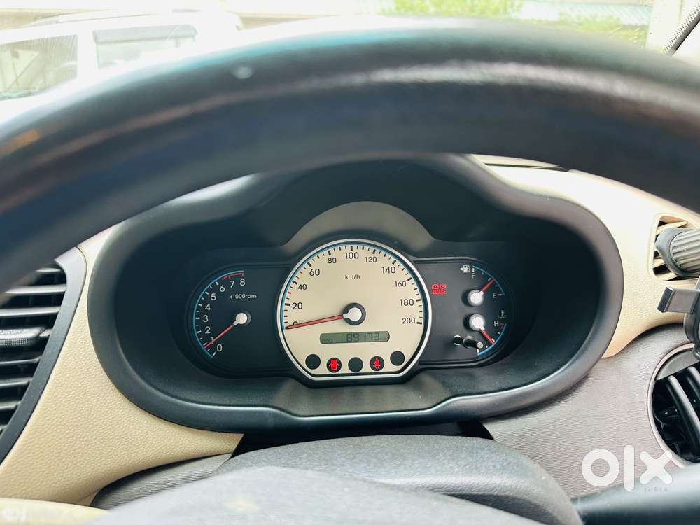 Hyundai I10 Sportz At, 2010, Cng & Hybrids