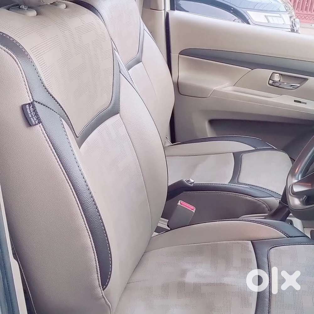 Maruti Suzuki Ertiga 2022-2023  Vxi, 2023, Petrol