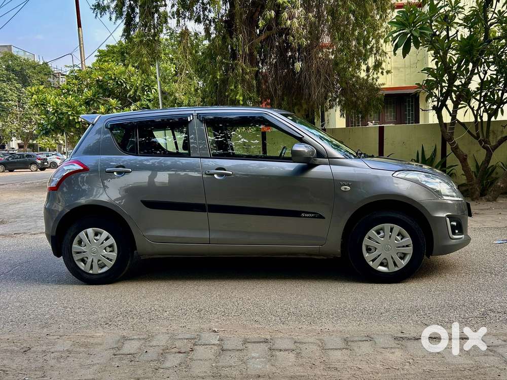 Maruti Suzuki Swift Lxi Optional-o, 2017, Petrol