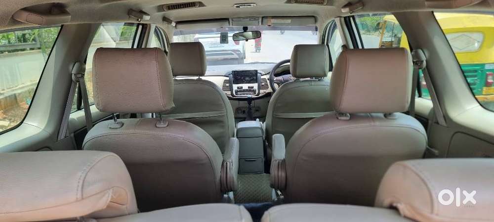 Toyota Innova 2.5 Zx 7 Str Bs-iv, 2014, Diesel