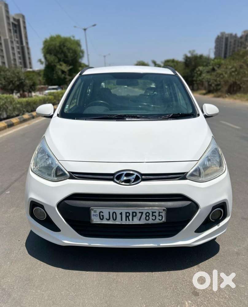 Hyundai Grand I10 2013-2016 Sportz, 2016, Petrol