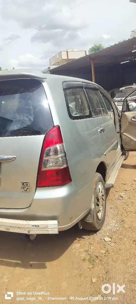 Toyota Innova 2.5 E 2005
