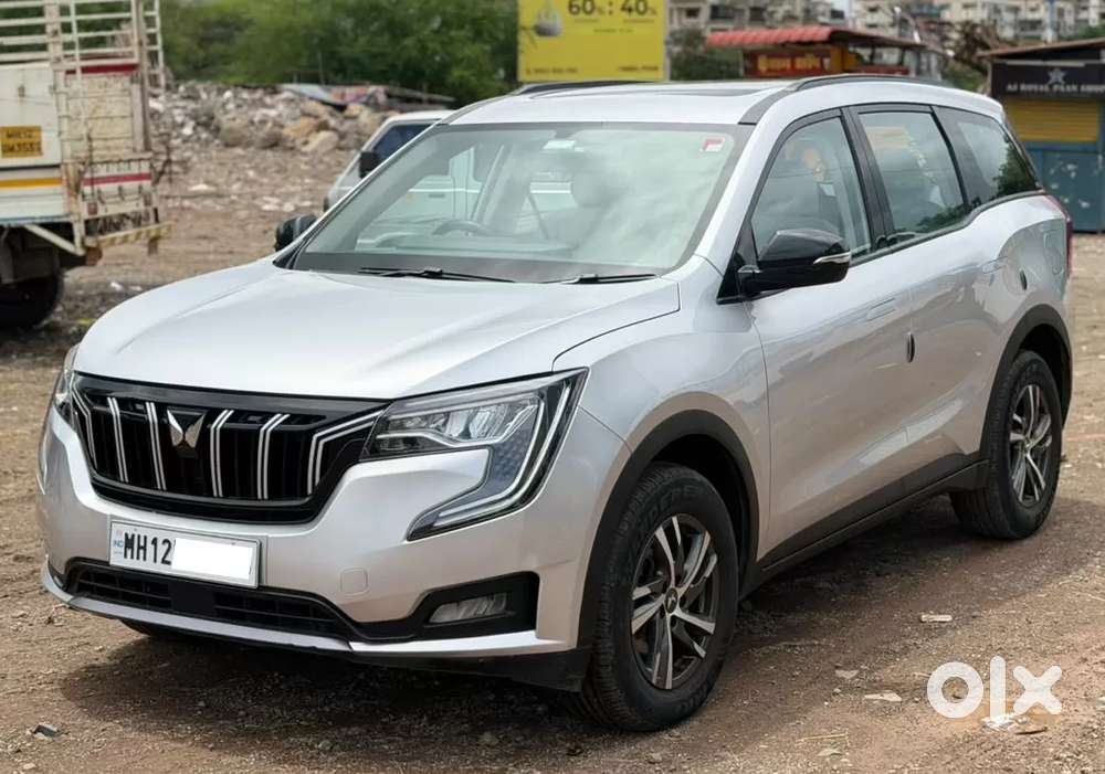 Mahindra Xuv700 2.0 Ax 5 Petrol At Str, 2022, Petrol
