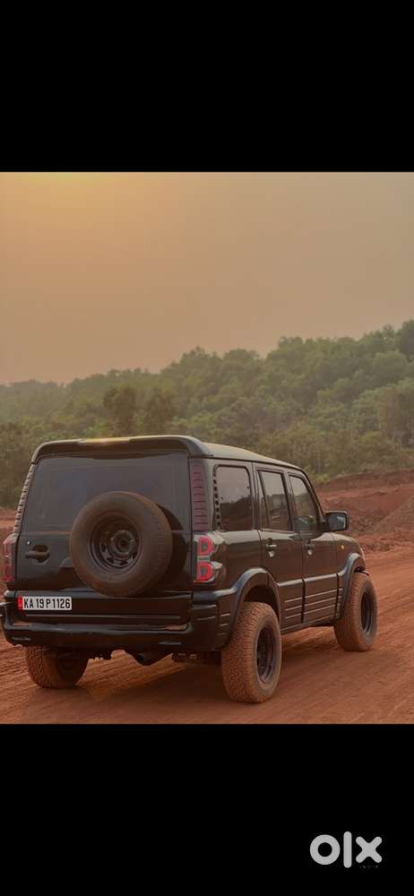 Mahindra Scorpio 2004 Diesel Well Maintained