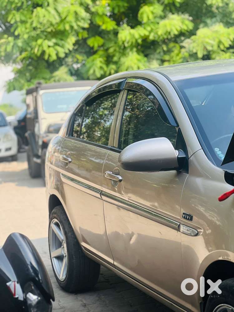 Hyundai Verna 1.6 Petrol 2010