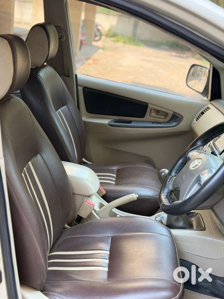 Toyota Innova 2.5 G (diesel) 7 Seater, 2013, Diesel