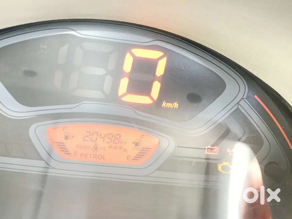 Maruti Suzuki Eeco 2025 Cng & Hybrids 20500 Km Driven