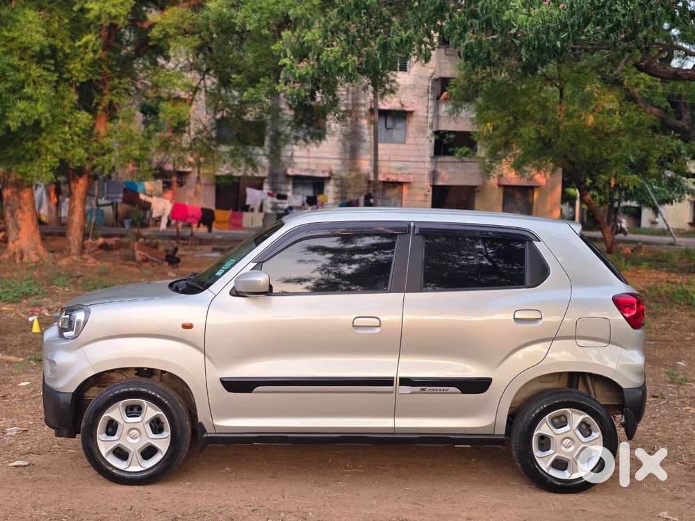 Maruti Suzuki S-presso Vxi At, 2022, Petrol