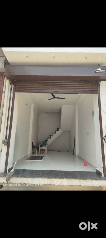 Shop for rent in Bhartpur Gate Mathura