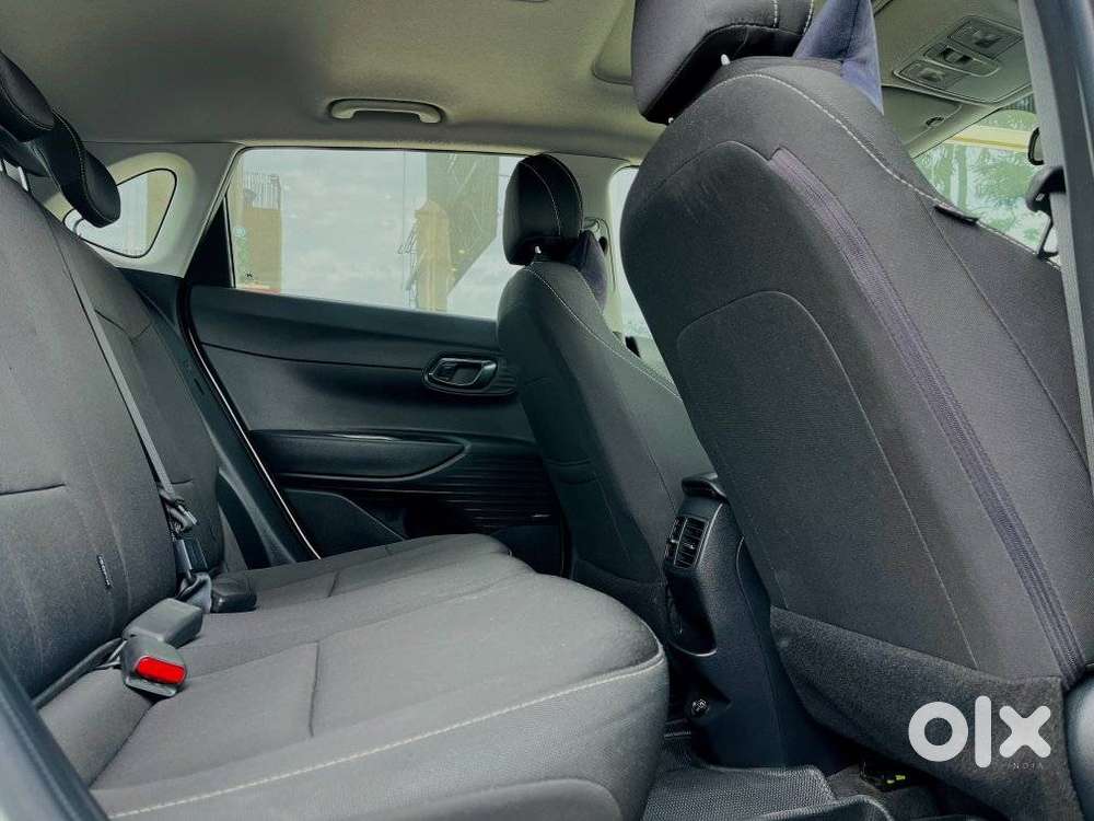 Hyundai I20 Asta (o) 1.2 Ivt, 2023, Petrol