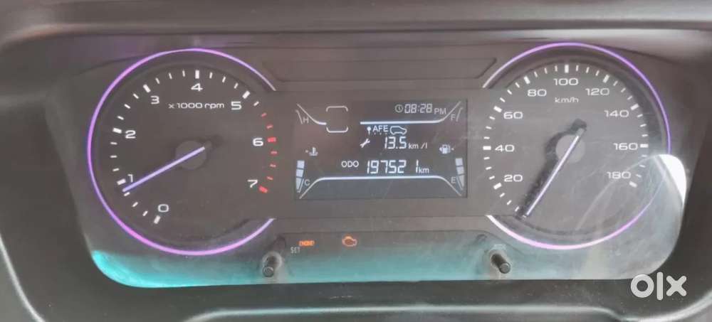 Mahindra Marazzo M2 8str, 2022, Diesel