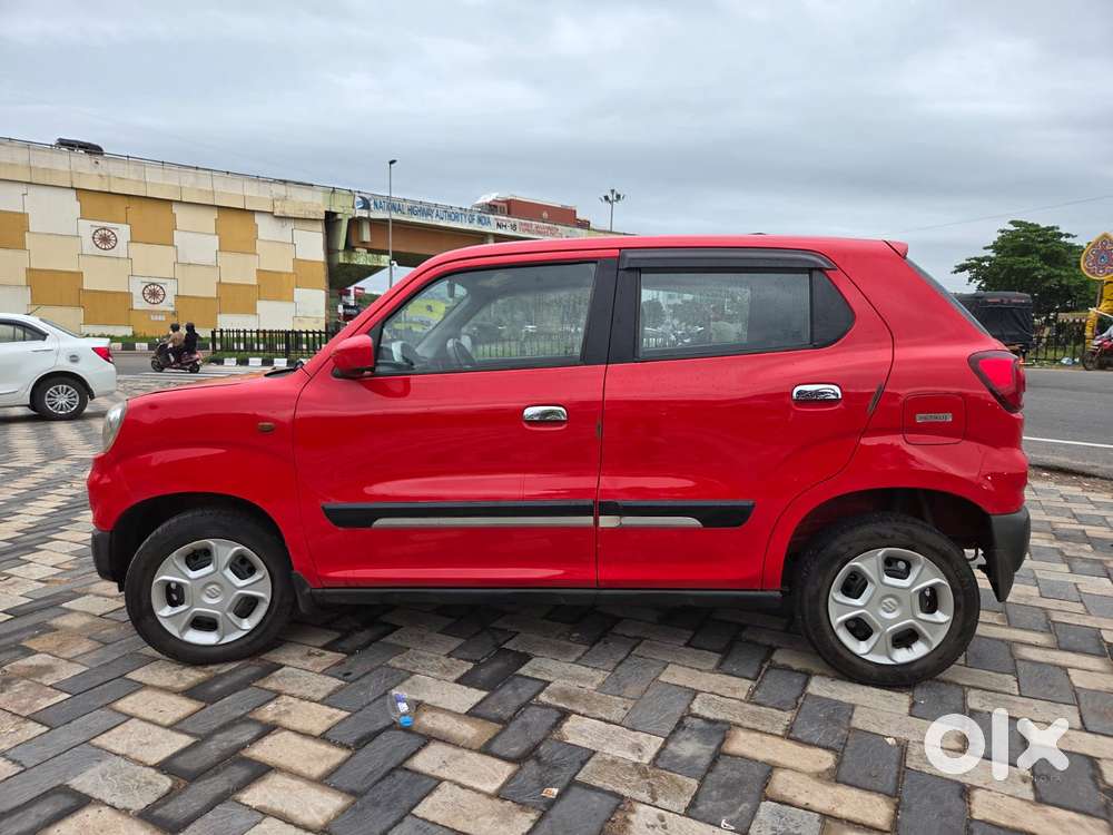 Maruti Suzuki S-presso Vxi Opt, 2023, Petrol