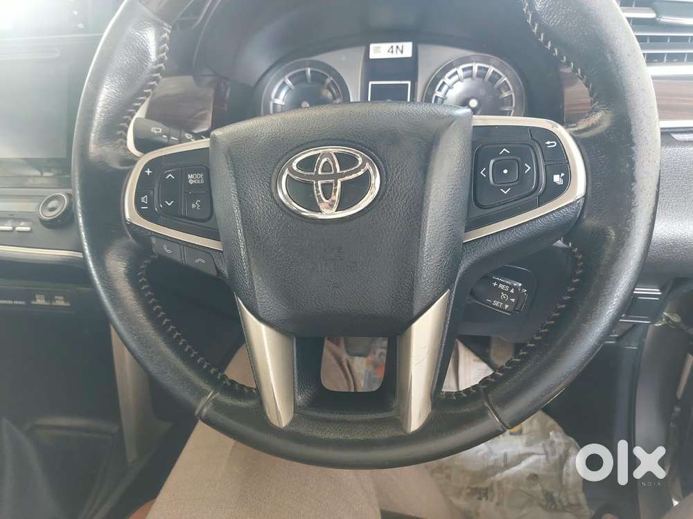 Toyota Innova Crysta 2.4 V 8 Str, 2018, Diesel