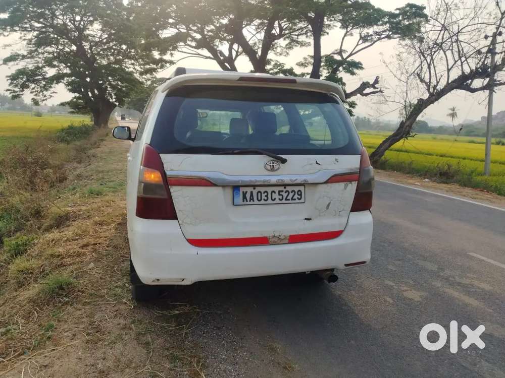Toyota Innova 2006 Diesel Well Maintained