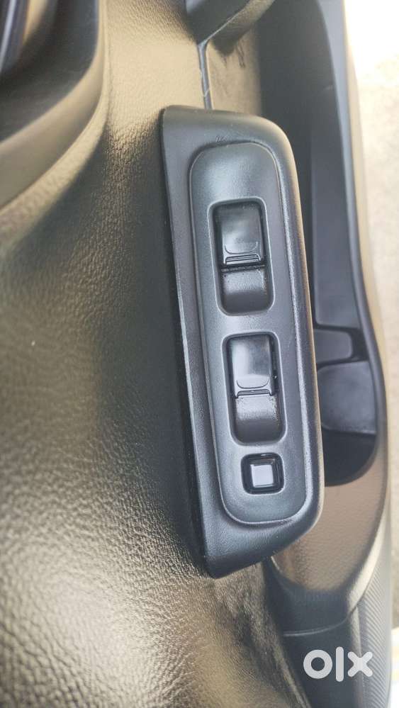 Maruti Suzuki Swift 2011-2014 Lxi, 2013, Petrol