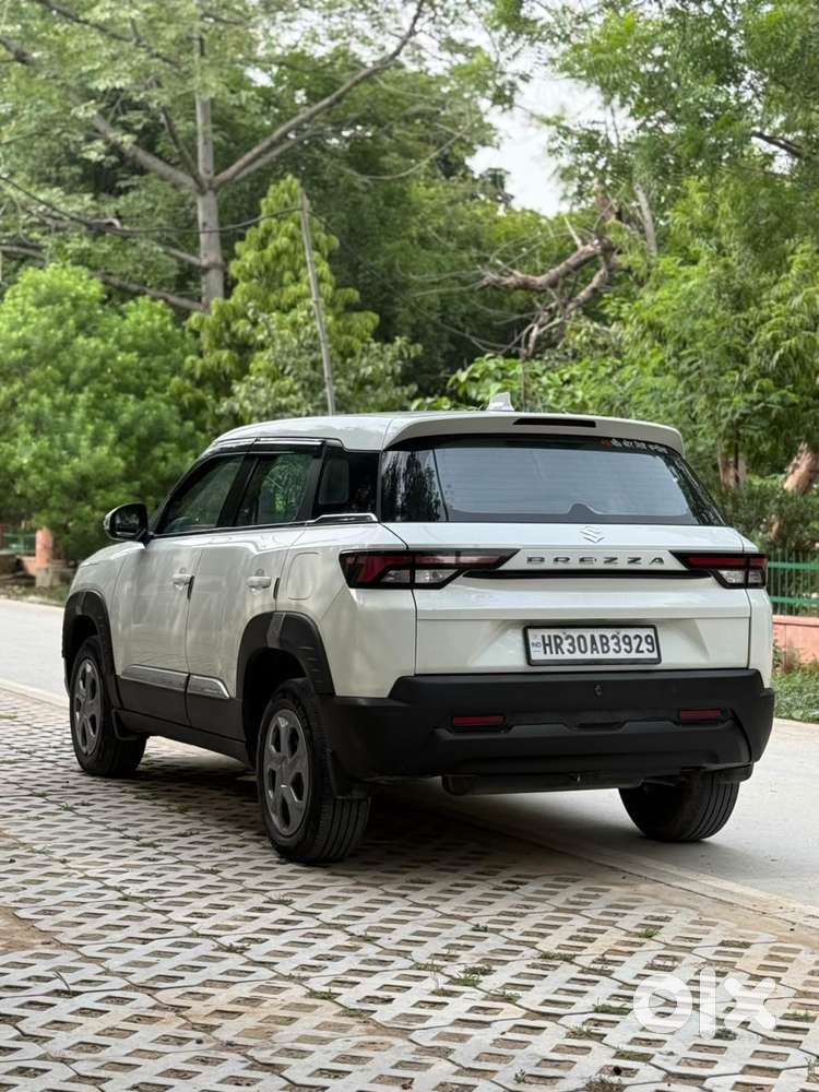 Maruti Suzuki Brezza 1.5 Vxi Cng, 2024, Petrol