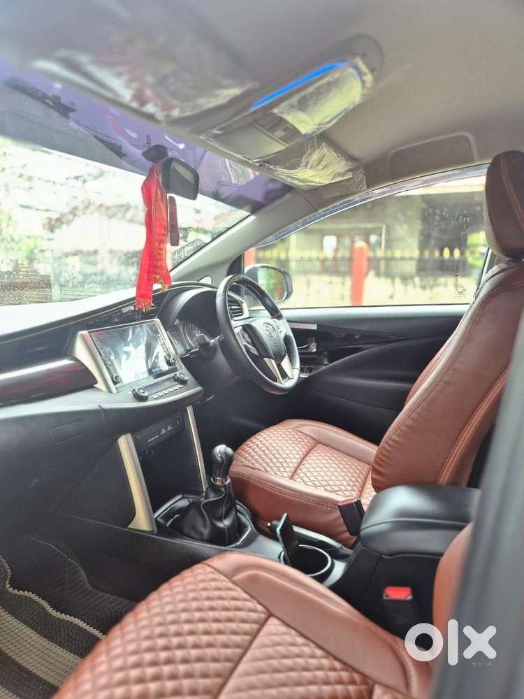 Toyota Innova Crysta 2.4 V 8 Str, 2023, Diesel