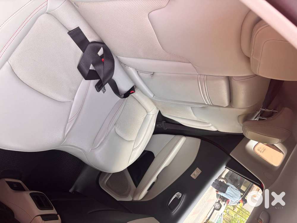 Jeep Compass Limited At In Top Condition