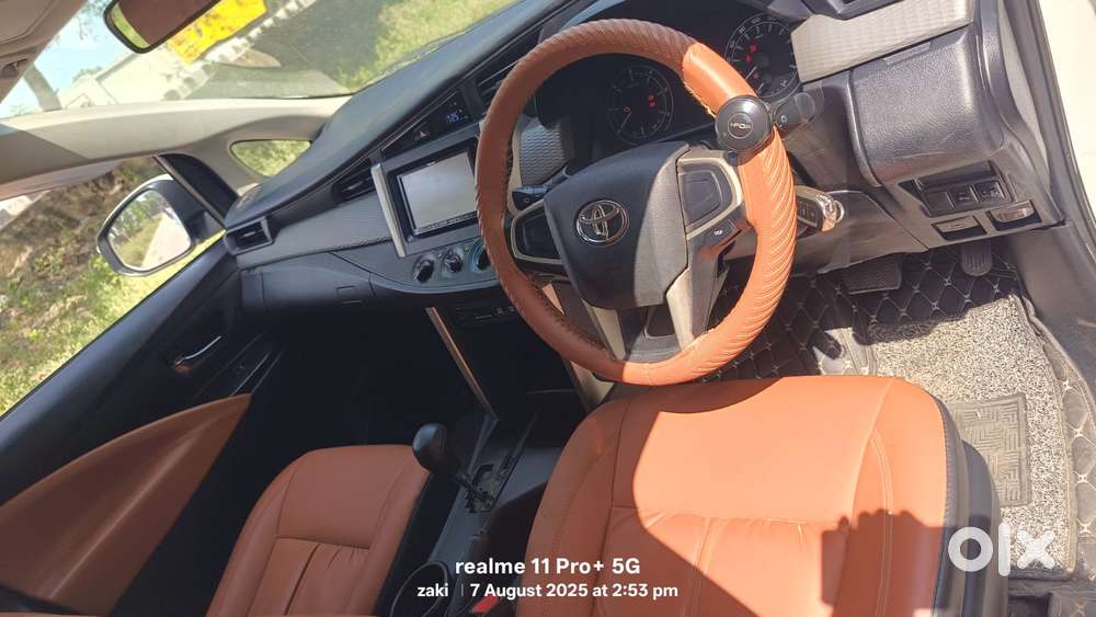 Toyota Innova Crysta 2.8 Gx At, 2016, Diesel