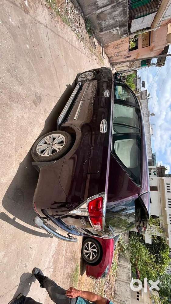 Toyota Innova Crysta 2016 Model Diesel Automatic