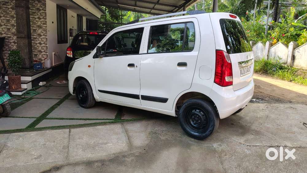 Maruti Suzuki Wagon R Lxi Optional, 2018, Petrol