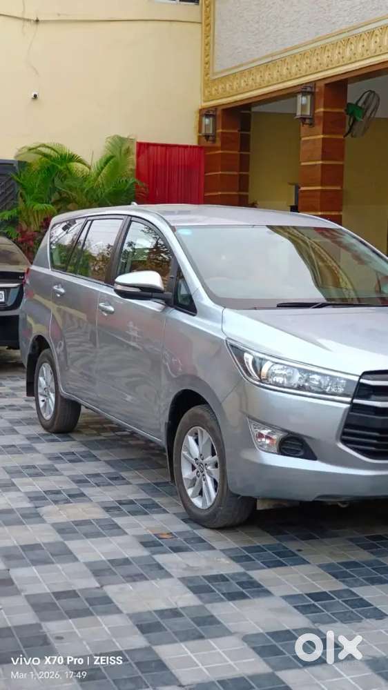 Toyota Innova Crysta 2018