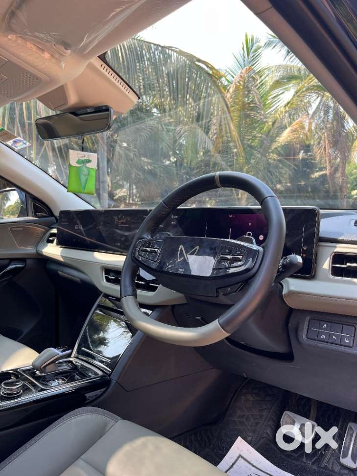 Mahindra Xev 9e Pack Two, 2025, Electric