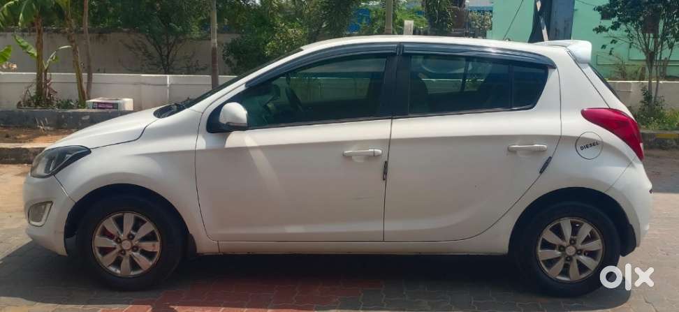 Hyundai I20 Sportz 1.2 Bs-iv, 2013, Diesel