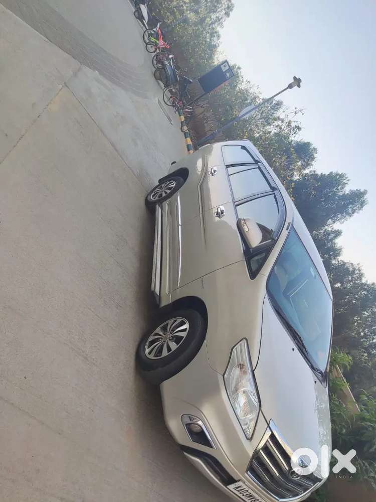 Toyota Innova 2.5 Ev 2015