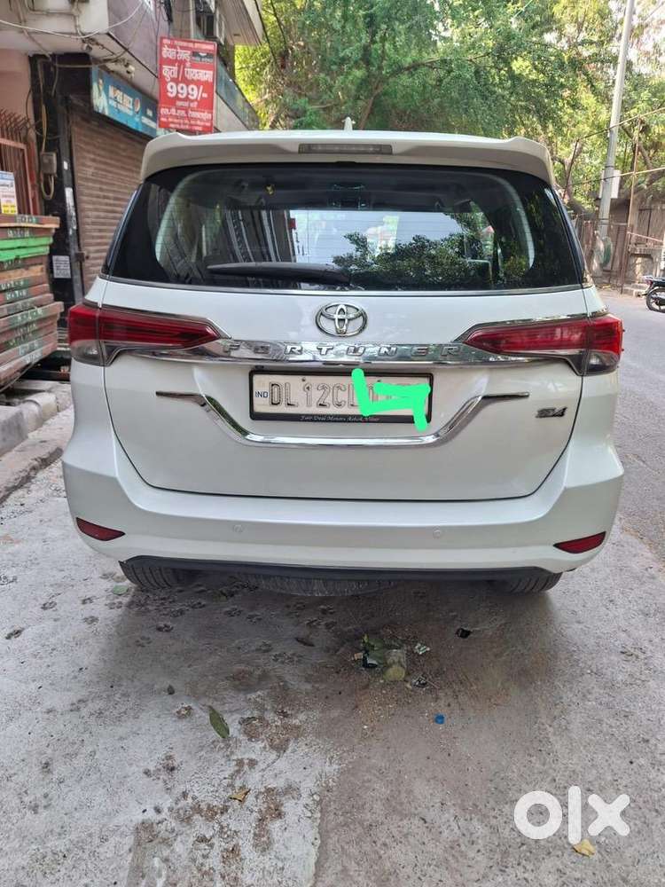 4.4 Automatic Fortuner In Excellent Conditions With Almost New Tyres.