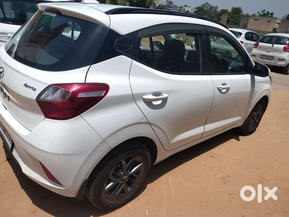 Hyundai Petrol Manual 2023