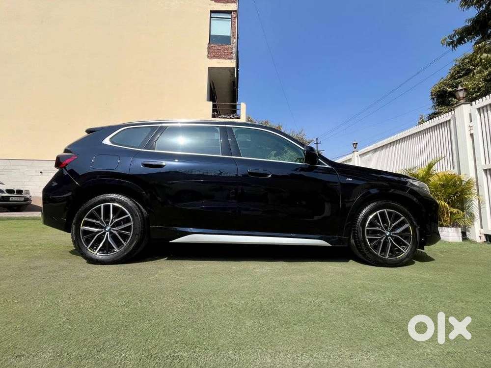 Bmw Ix1 Edrive20l M Sport, 2025, Electric